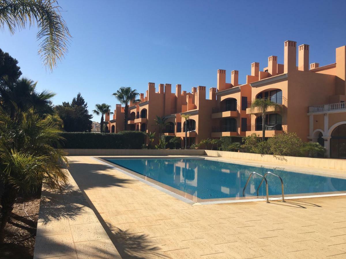 Casa De Ferias Vila Sol Golf Quarteira Eksteriør billede